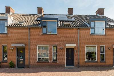Woning Van Rooijen-plein 42 Montfoort