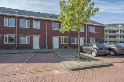 Woning Burgemeester van Roosmalenstraat 6 Uitgeest