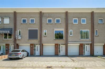 Woning Simone de Beauvoirstraat 87 Spijkenisse