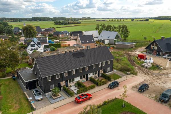 Woning Louwrens Penninghof 12 Waardhuizen