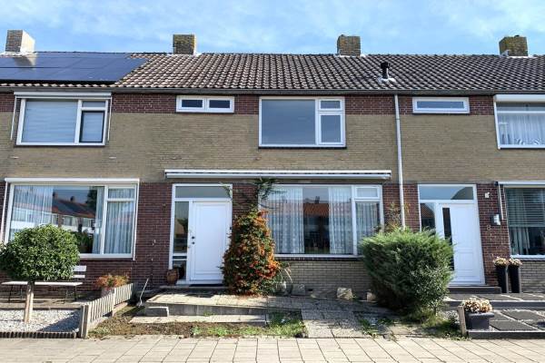 Woning Azaleastraat 10 Stolwijk