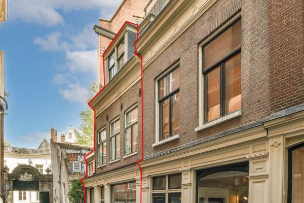Woning Oudemanhuispoort 1 Amsterdam