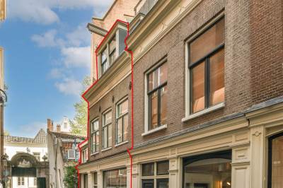 Woning Oudemanhuispoort 1 Amsterdam