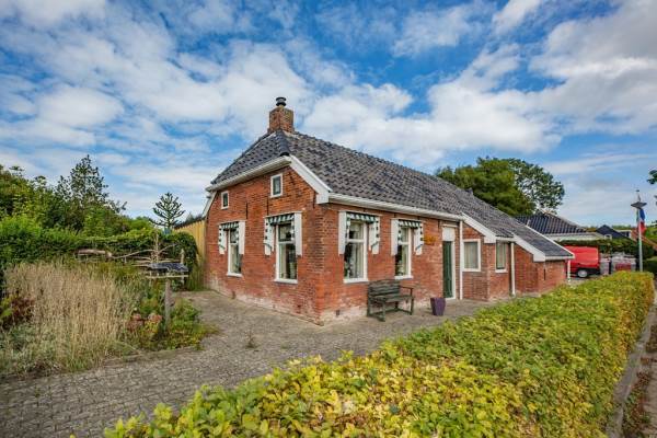 Woning van Speykstraat 11 Roodeschool