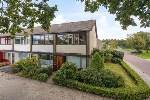 Woning van Limburg Stirumlaan 47 Hoogezand