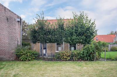 Woning Achterdijk 8 Stad aan 't Haringvliet