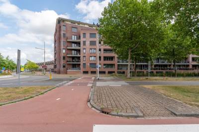 Woning Steur 76 Hendrik-Ido-Ambacht