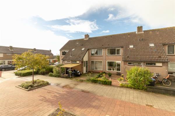 Woning Bloemhofplein 5 Zuidland