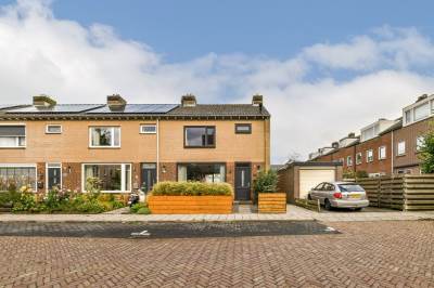 Woning Essenlaan 35 Sassenheim