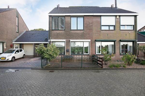 Woning Tubastraat 12 Spijkenisse