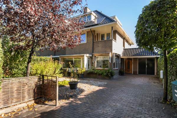 Woning Juliana van Stolberglaan 25 Naarden