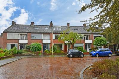 Woning Brunita J. Gemmekelaan 15 Voorschoten