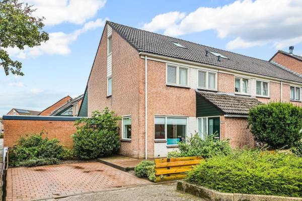 Woning Doornenburg 120 Heemskerk