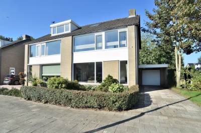 Woning Ambachtenlaan 64 Breda