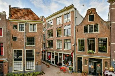 Woning Oudekerksplein 32C Amsterdam