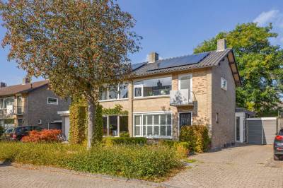 Woning Van Maerlantstraat 18 Nuenen