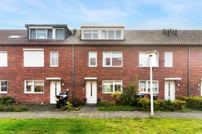 Woning W.L. Döllstraat 18 Lisse