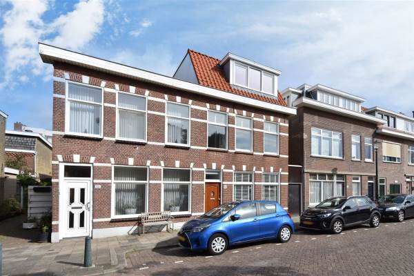 Woning Dr. de Visserplein 83 Den Haag