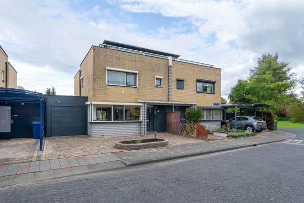 Woning Elsschotweg 4 Almere