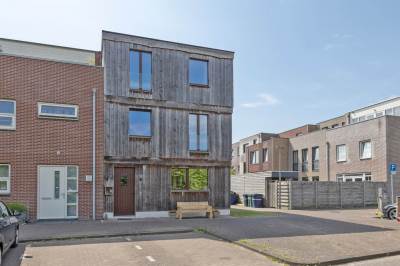 Woning Minervasingel 9 Almere