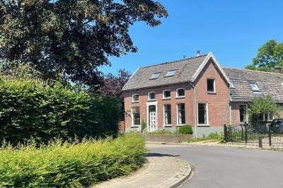 Woning Dorpsstraat 4 Wamel