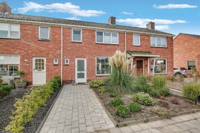 Woning Burgemeester Borgerstraat 28 Roden