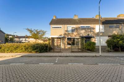 Woning Van Lenneplaan 52 Roosendaal