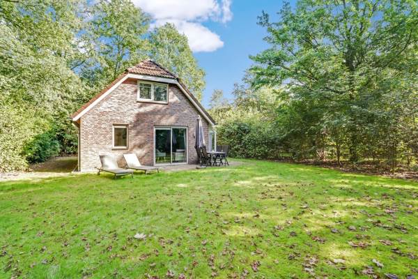 Woning Landweerswal 2216 BRAAMT