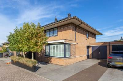 Woning Claes Compaeneiland 18 Oostzaan