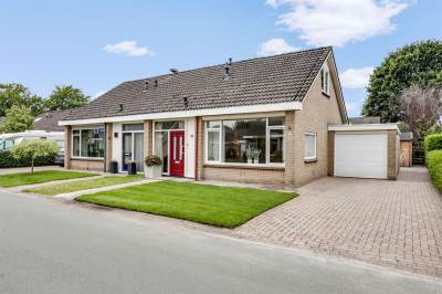 Woning Cort van der Lindenstraat 2 Veenoord