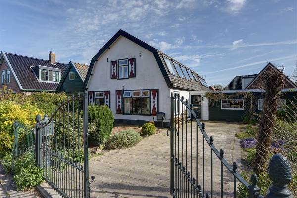 Woning Voorburggracht 513 Oudkarspel (Gem. Dijk en Waard)