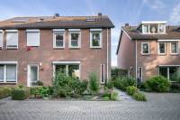 Woning Jacob van Ruysdaelpad 10 Axel