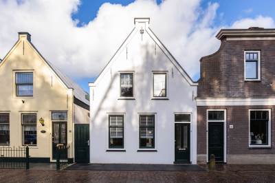 Woning Zomerstraat 12 Dirksland