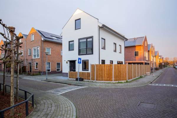 Woning Sjorsstraat 47 Almere
