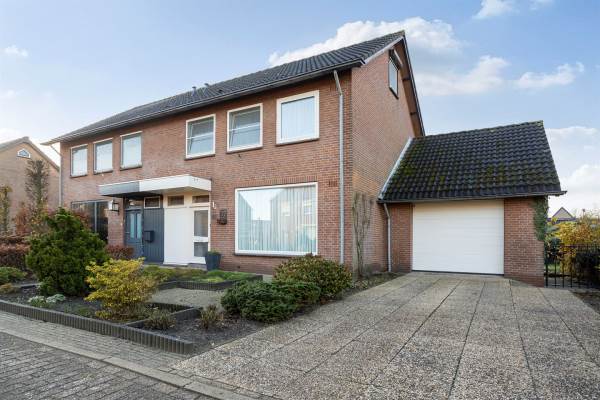 Woning Schoolstraat 16 Oeffelt