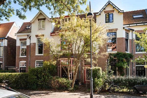 Woning Bos en Vaartstraat 27 Haarlem