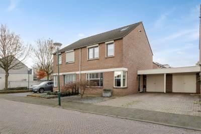 Woning De Klaver 15 Heesch