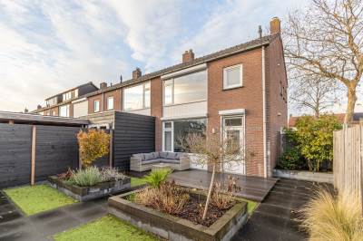 Woning Peulenlaan 67 Hardinxveld-Giessendam