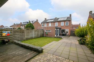 Woning Margrietstraat 16 Beneden-Leeuwen