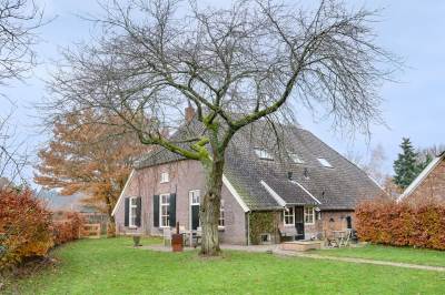Woning Vrijenbergweg 17 Loenen