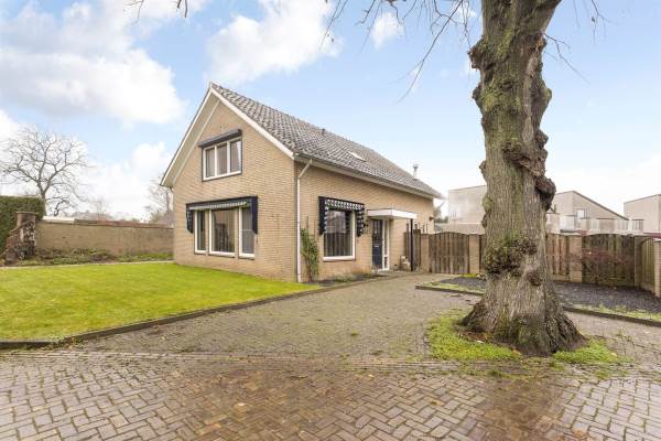 Woning Kreupelstraat 1 Vierlingsbeek