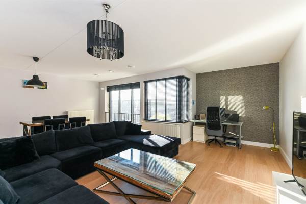 Woning Laan van Wateringse Veld 106 Den Haag