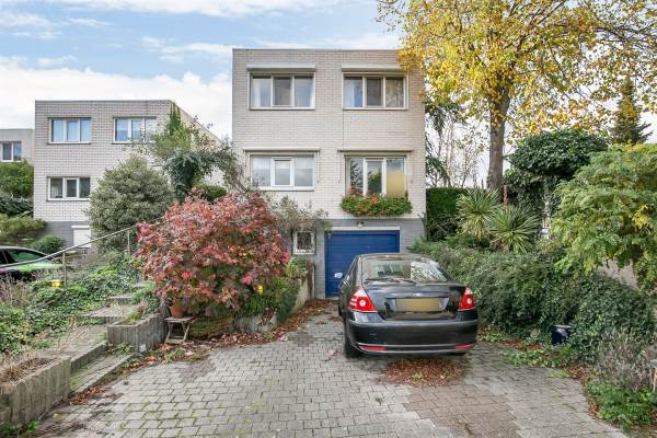 Woning Willemijn Posthumusstraat 2 Spijkenisse