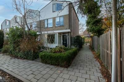 Woning Willem-Alexanderplantsoen 54 Barendrecht
