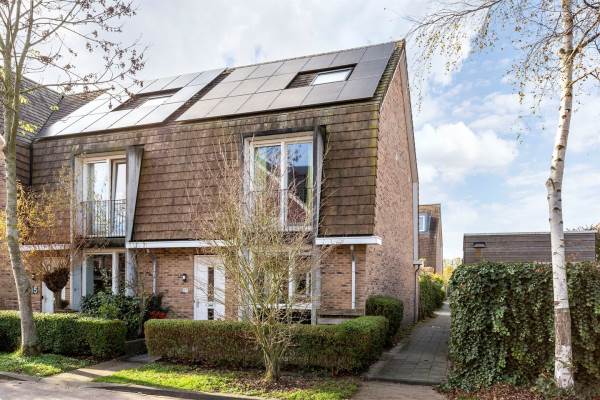 Woning Riezebezem 17 Hooglanderveen