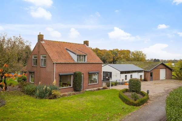 Woning Vinkenbroeksestraat 15 Roosendaal