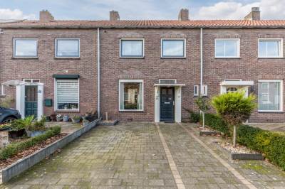 Woning Mr. T.J. Verschuurstraat 14 Best
