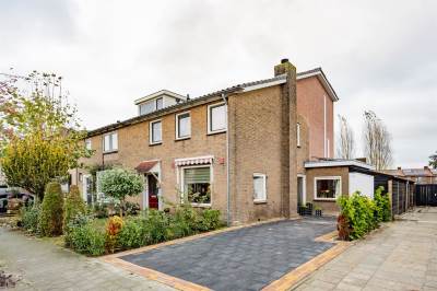 Woning Van den Steen van Ommerenstraat 3 Nijkerk