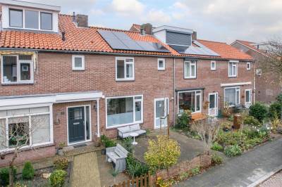 Woning Frederik van Eedenlaan 18 Hillegom