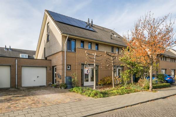 Woning J. van Zantenstraat 7 Meteren